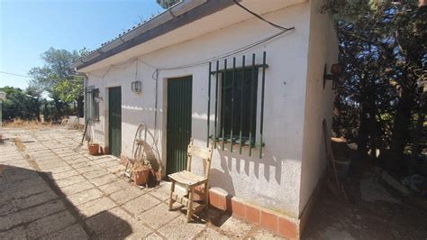 venta de chalet baratos en villa del prado centrico